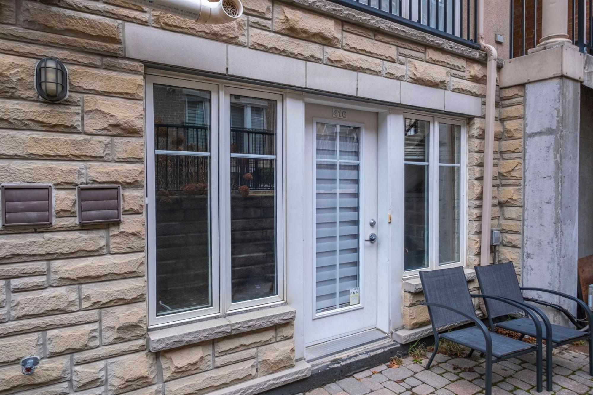 Liberty Village Townhouse Toronto Exterior foto